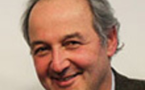 La réalité virtuelle au bloc opératoire. Des expériences sans suite. Dr Marc GALY La réalité virtuelle au bloc opératoire. Des expériences sans suite. Dr Marc GALY